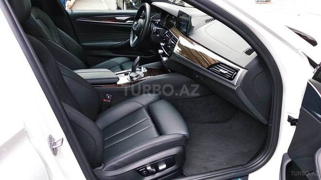 BMW 530-9