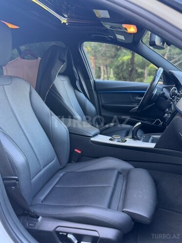 BMW 320d-7