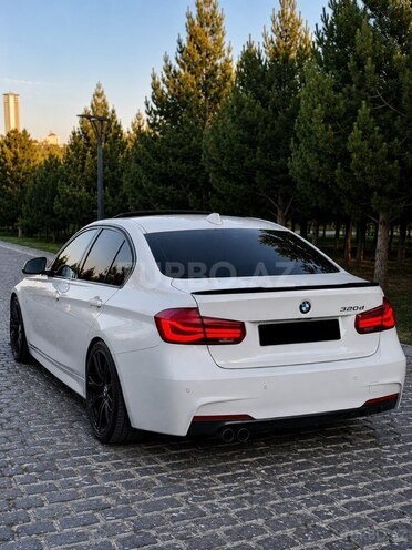 BMW 320d-5