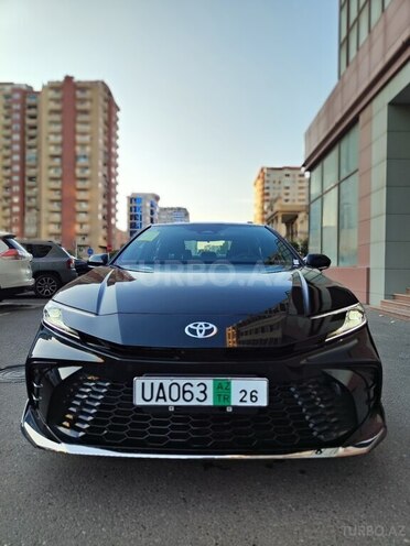 Toyota Camry-1