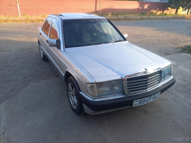 Mercedes 190-6