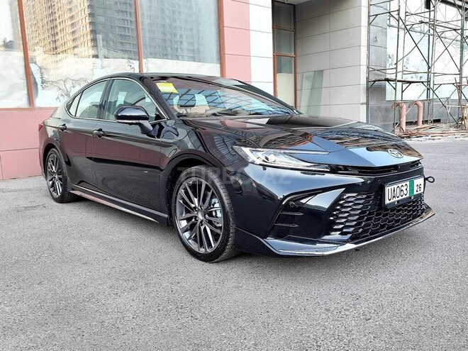 Toyota Camry-7