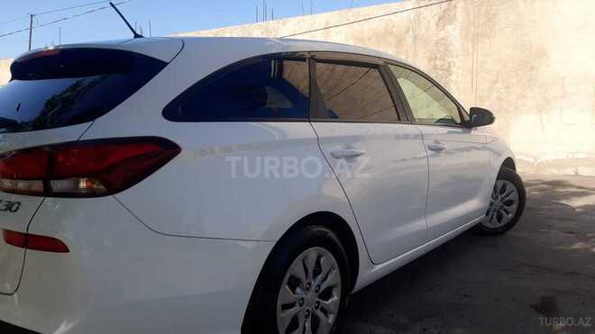 Hyundai i30-4