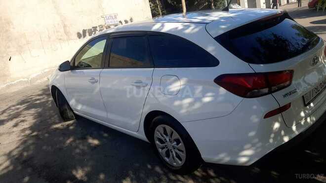 Hyundai i30-5