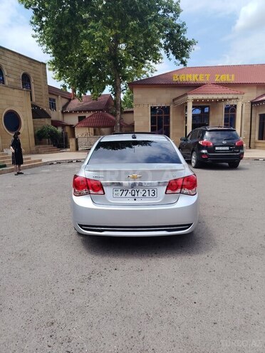 Chevrolet Cruze-2