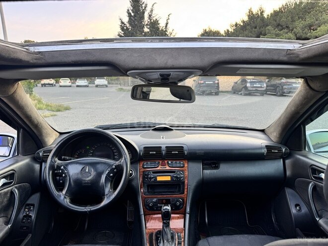 Mercedes C 270-9