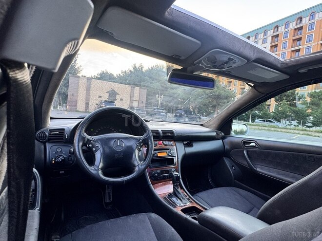Mercedes C 270-10