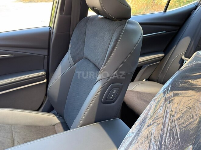 Toyota Camry-18