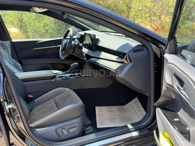 Toyota Camry-19