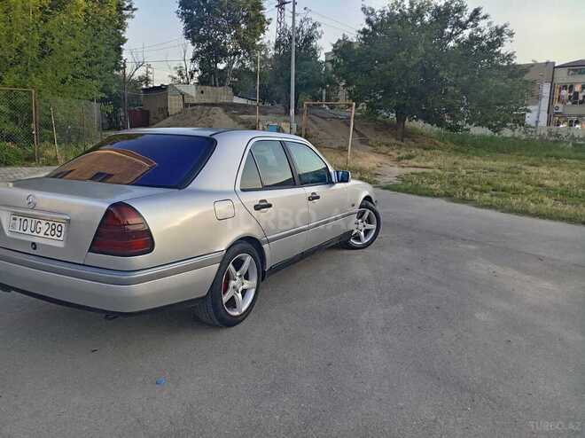 Mercedes C 200-3