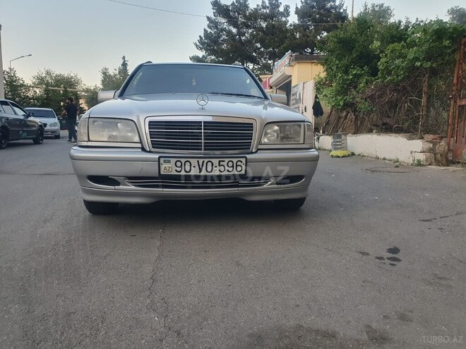 Mercedes C 200-2