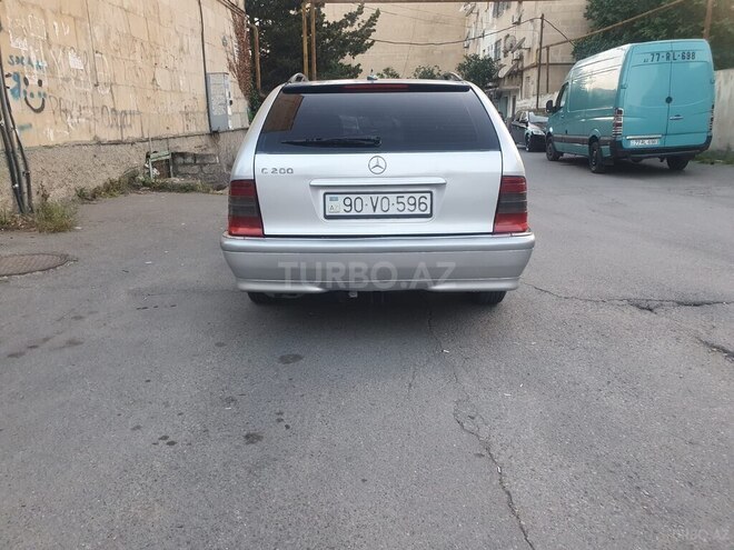 Mercedes C 200-10