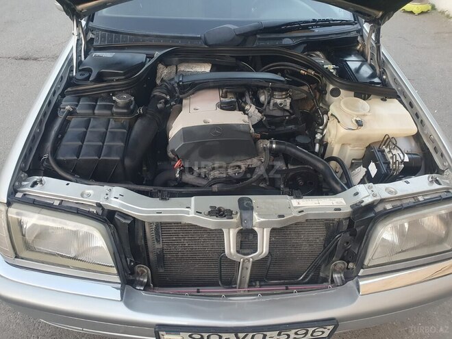 Mercedes C 200-13