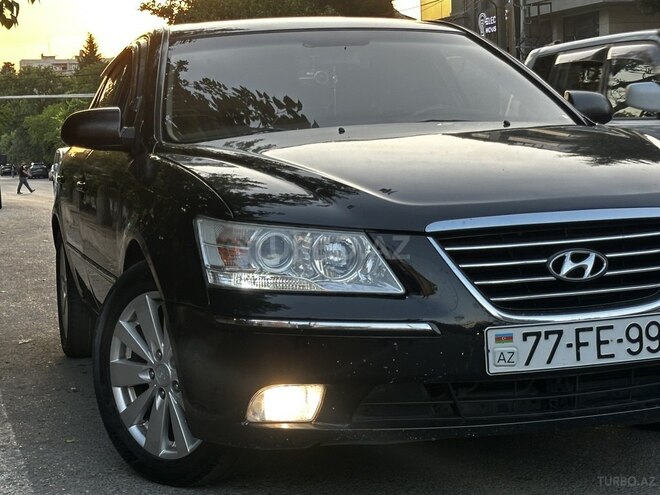 Hyundai Sonata-16