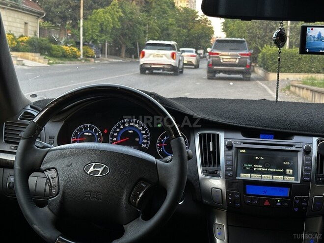 Hyundai Sonata-13