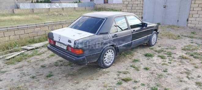Mercedes 190-3