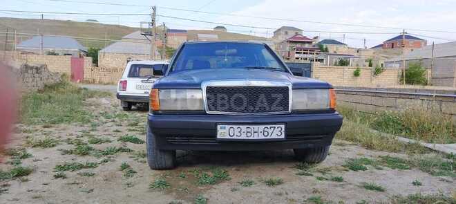Mercedes 190-1