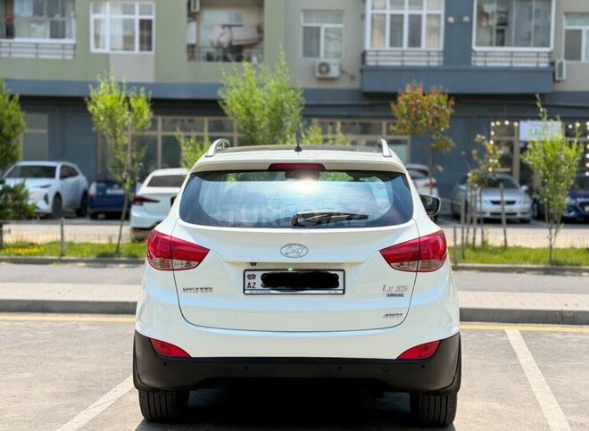 Hyundai ix35-8