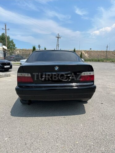BMW 318-5