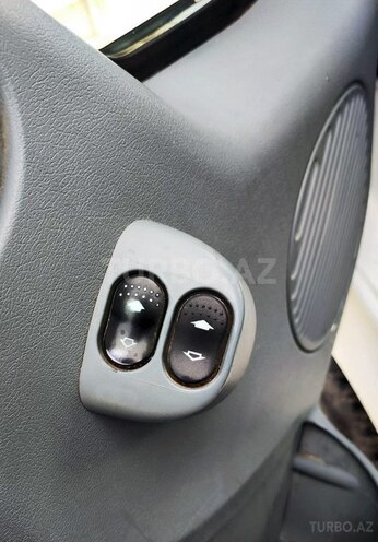 Ford Transit-11