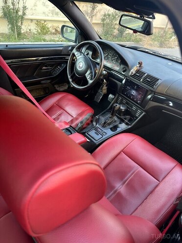 BMW 528-6