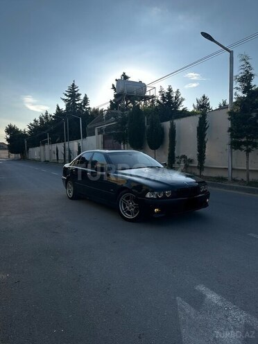 BMW 528-8