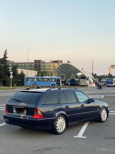 Mercedes C 180-4
