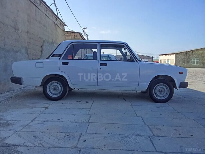 LADA (VAZ) 2107-8