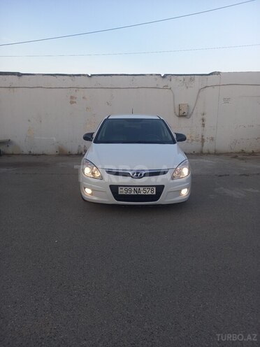 Hyundai i30-6
