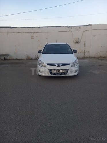 Hyundai i30-7