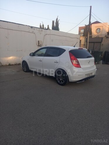 Hyundai i30-11