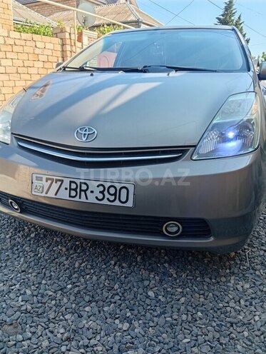 Toyota Prius-8