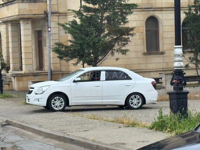 Chevrolet Cobalt-10