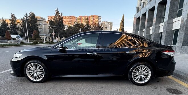 Toyota Camry-7