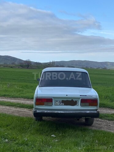 LADA (VAZ) 2107-2
