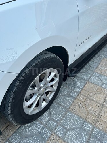 Chevrolet Equinox-7