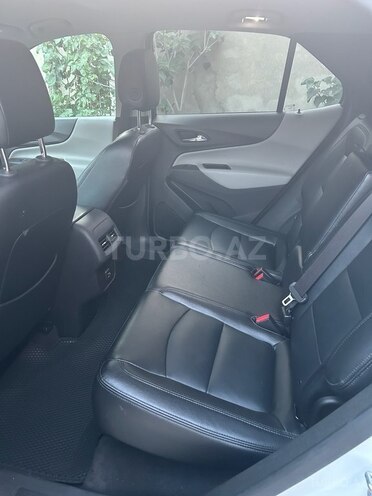 Chevrolet Equinox-8