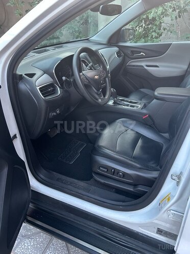 Chevrolet Equinox-12