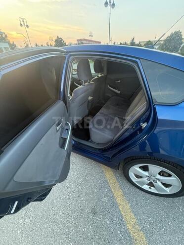 Toyota Prius-7