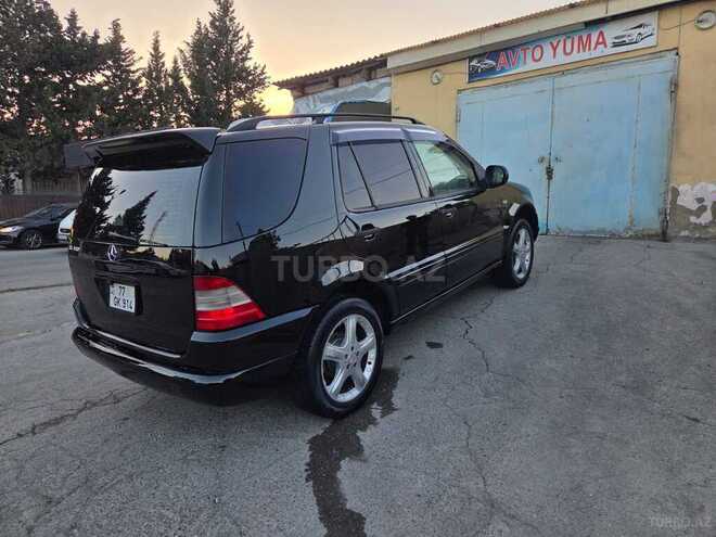 Mercedes ML 320-2