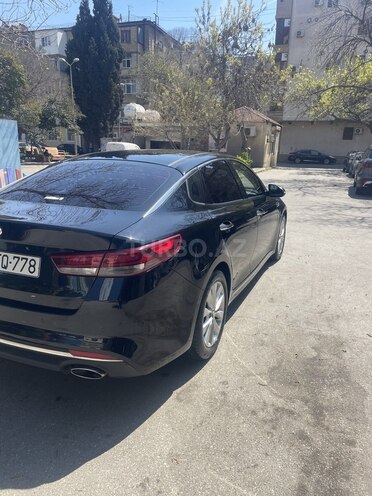 Kia K5-8