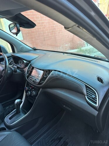 Chevrolet Trax-6