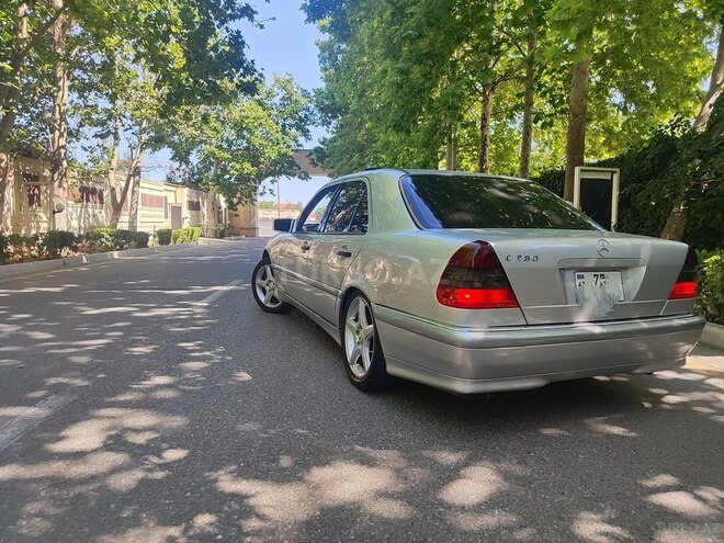 Mercedes C 280-8