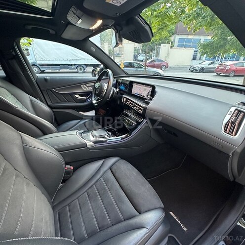 Mercedes EQC 400 4MATIC-8
