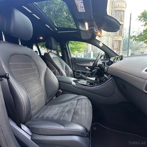 Mercedes EQC 400 4MATIC-10