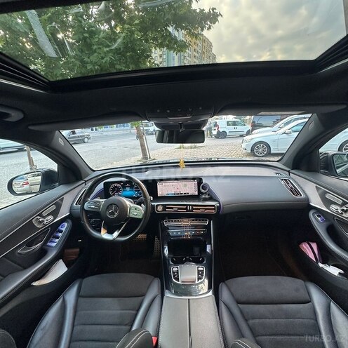 Mercedes EQC 400 4MATIC-7