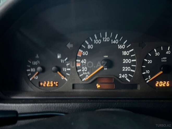 Mercedes C 200-11