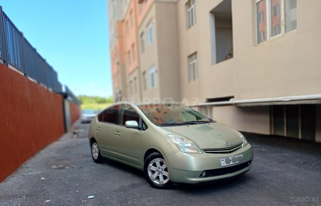 Toyota Prius-2