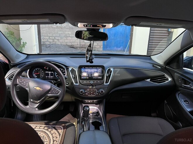 Chevrolet Malibu-5
