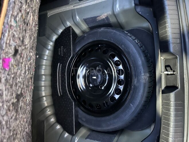 Chevrolet Malibu-12